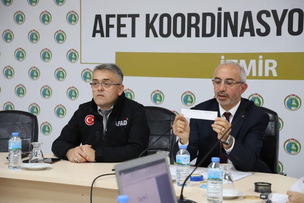Bornova Eğridere Mahallesi'ndeki Hak Sahipliği Kura Çekimi